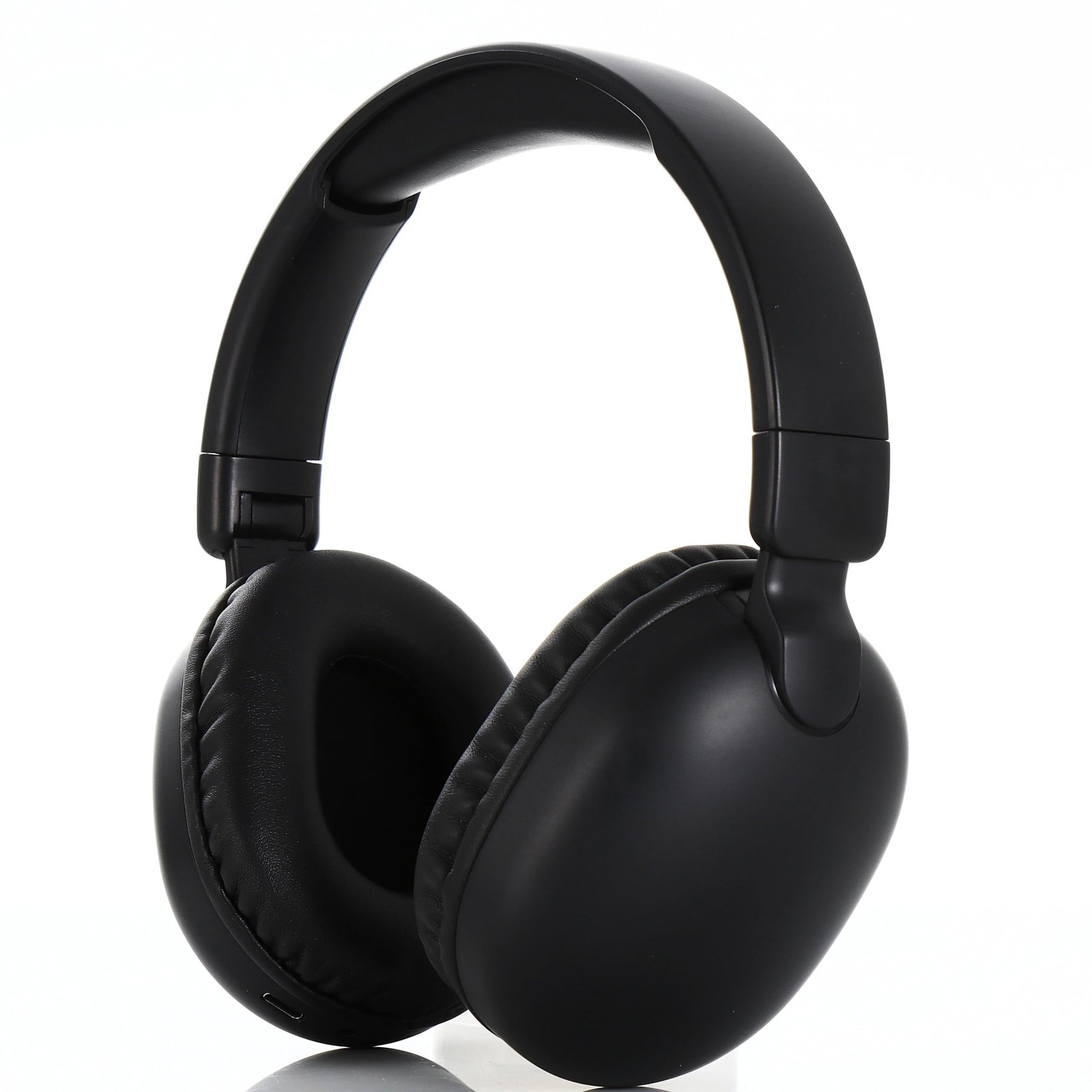 Headphone Sodo SD-1101, SD-1102 & SD-1121 BT: سلسلة سماعات بلوتوث عملية وجودة صوت واضحة