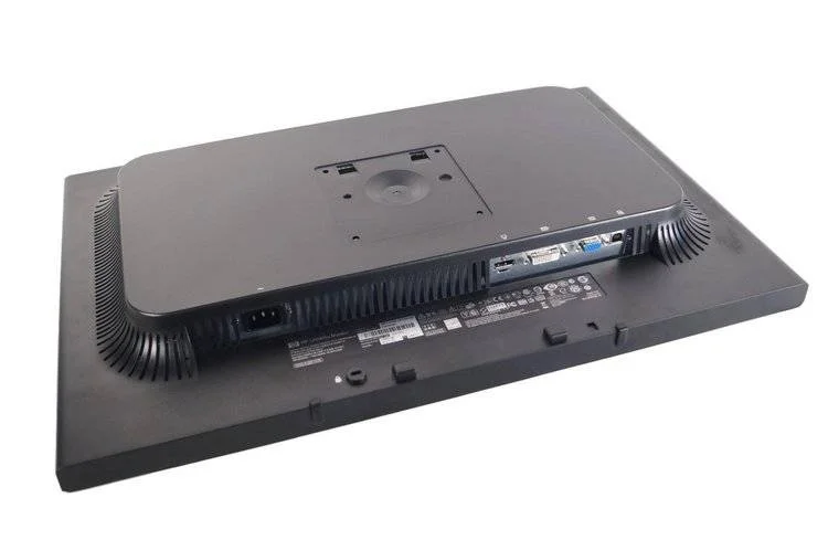مراجعة HP Compaq LA2405X Monitor: شاشة 24 بوصة LED بدقة FHD ومنافذ متعددة